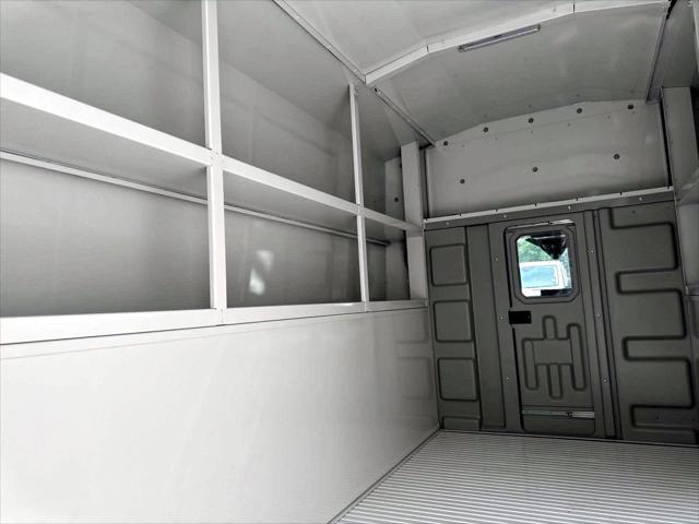 2024 Ford Transit Cutaway T-350