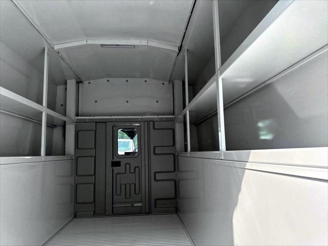 2024 Ford Transit Cutaway T-350