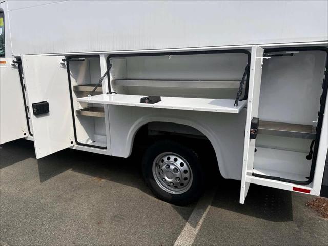 2024 Ford Transit Cutaway T-350
