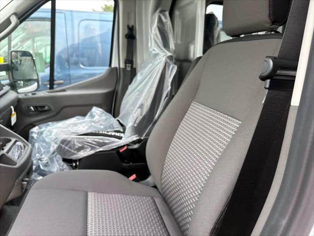 2024 Ford Transit Cutaway T-350