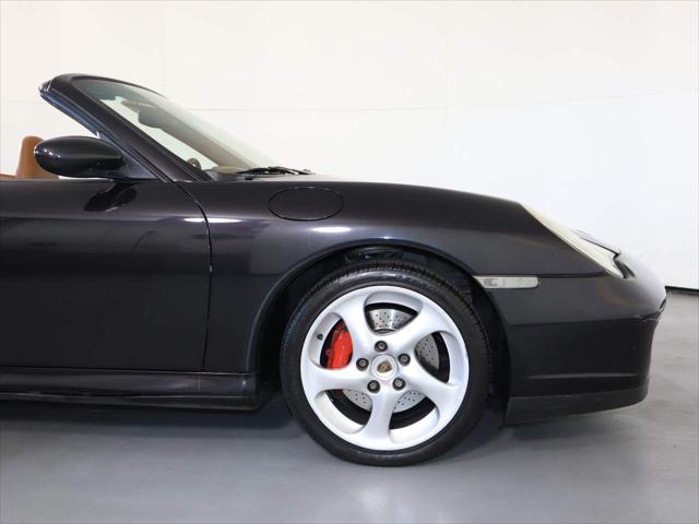 2004 Porsche 911 Carrera 4S
