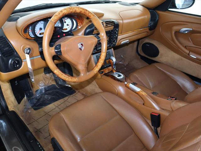2004 Porsche 911 Carrera 4S
