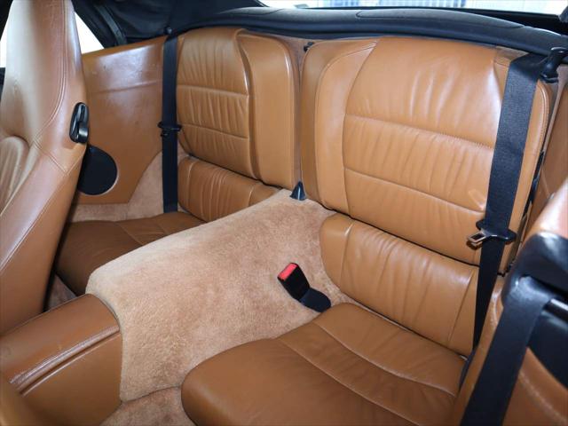 2004 Porsche 911 Carrera 4S