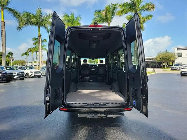 2025 Mercedes-Benz Sprinter 2500 High Roof 4-Cyl Diesel HO