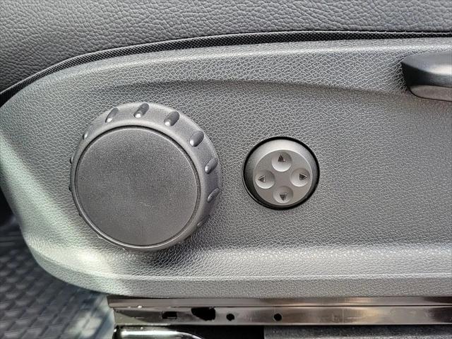 2025 Mercedes-Benz Sprinter 2500 High Roof 4-Cyl Diesel HO