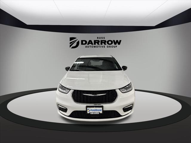 2025 Chrysler Pacifica PACIFICA SELECT