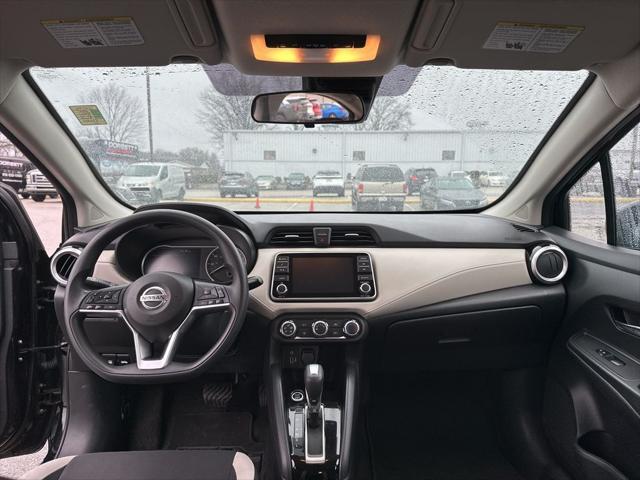 2021 Nissan Versa SV Xtronic CVT