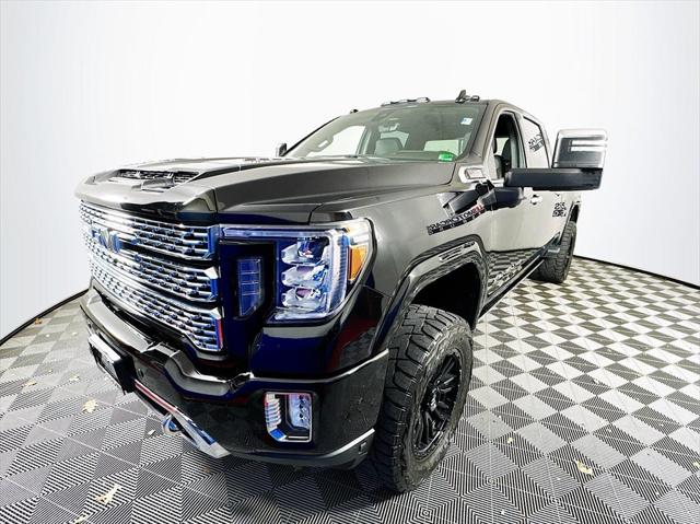 2022 GMC Sierra 2500HD 4WD Crew Cab Standard Bed Denali