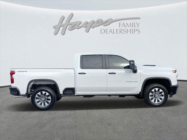 2023 Chevrolet Silverado 2500HD 4WD Crew Cab Standard Bed Custom