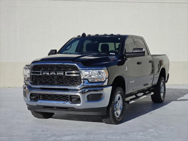 2022 RAM 2500 Tradesman Crew Cab 4x4 64 Box