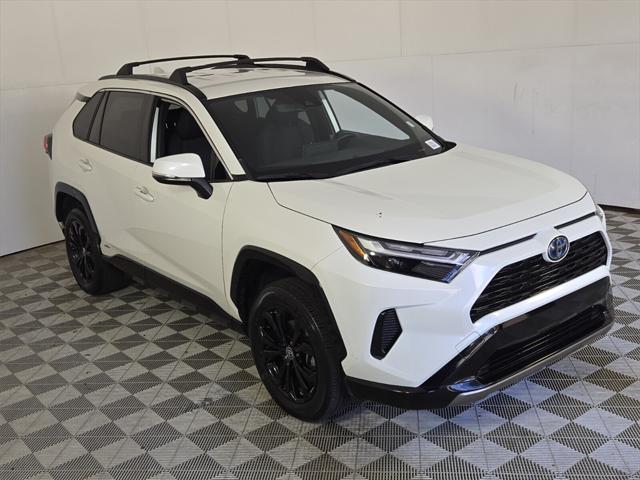 2022 Toyota RAV4 Hybrid SE