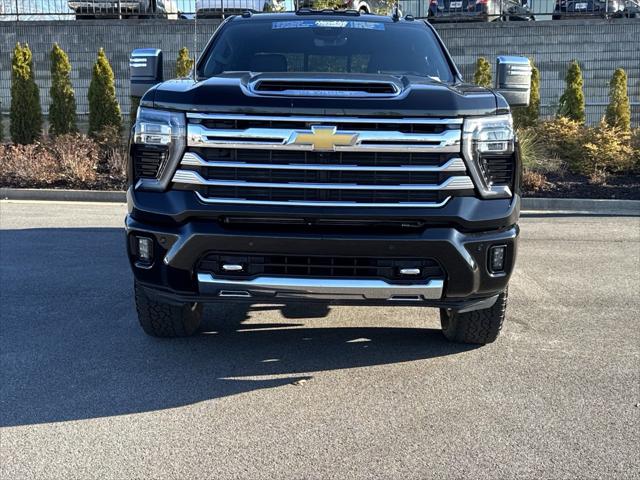 2024 Chevrolet Silverado 2500HD 4WD Crew Cab Standard Bed High Country