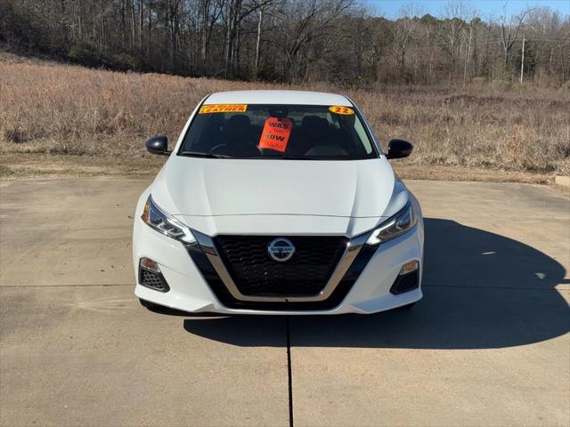 2022 Nissan Altima SR FWD