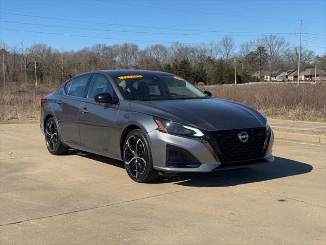 2023 Nissan Altima SR FWD