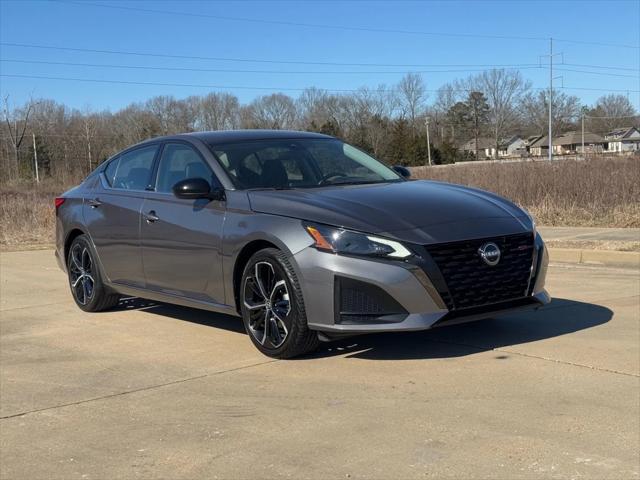 2023 Nissan Altima SR FWD