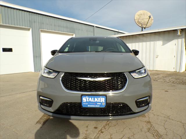 2025 Chrysler Pacifica PACIFICA SELECT