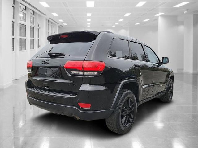 2017 Jeep Grand Cherokee Laredo 4x4