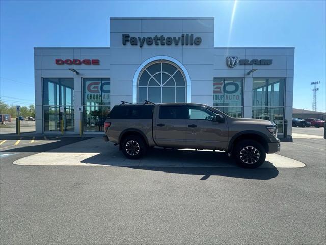 2024 Nissan TITAN Crew Cab PRO-4X 4x4