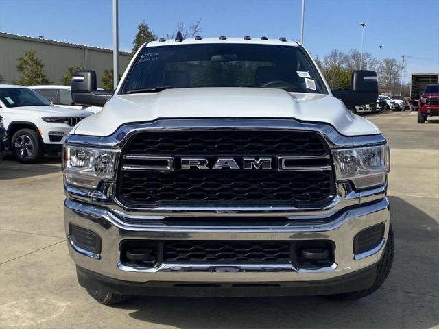 2024 RAM Ram 3500 Chassis Cab RAM 3500 TRADESMAN CREW CAB CHASSIS 4X2 60 CA