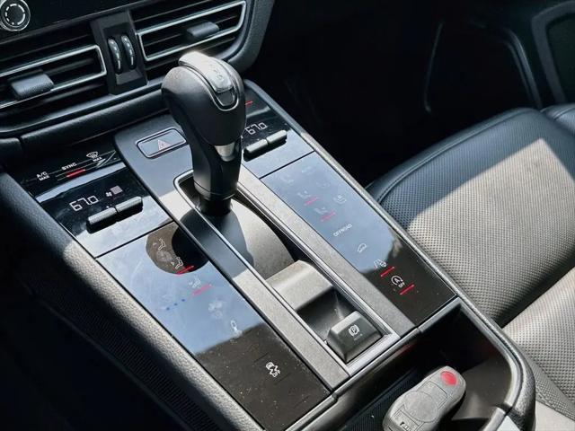 2023 Porsche Macan S
