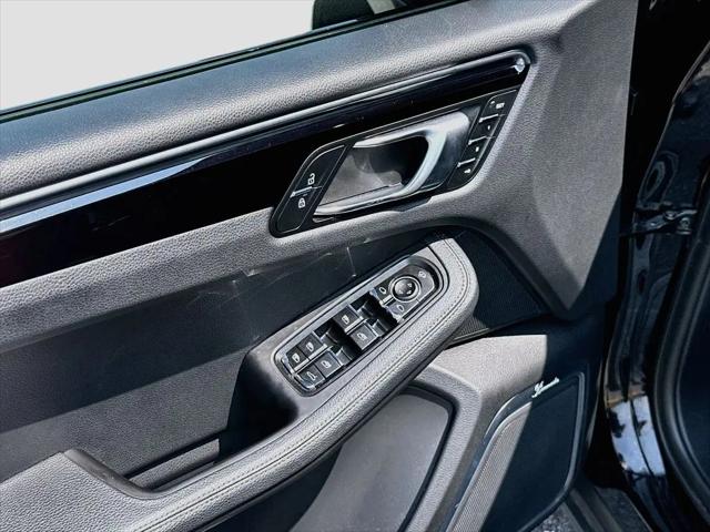 2023 Porsche Macan S