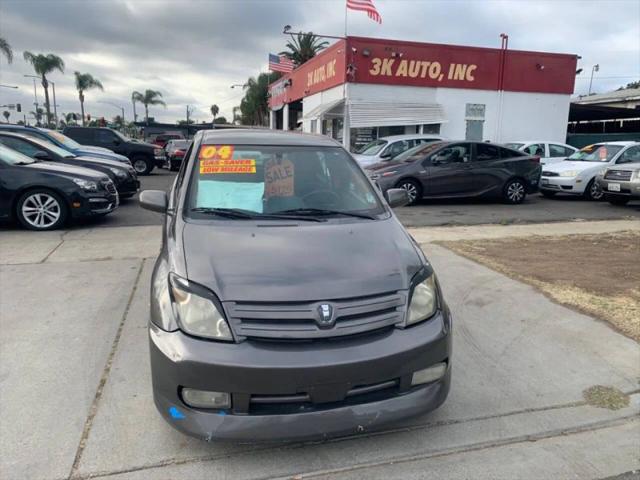 2004 Scion xA Hatchback 4D