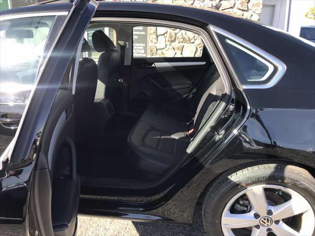 2013 Volkswagen Passat 2.5L SE