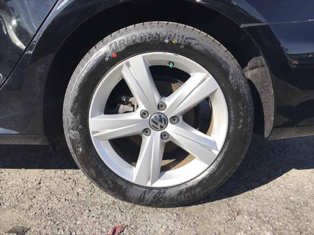2013 Volkswagen Passat 2.5L SE