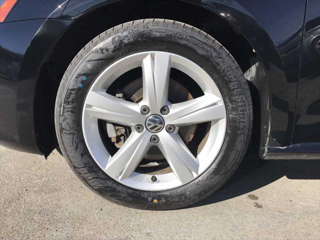 2013 Volkswagen Passat 2.5L SE