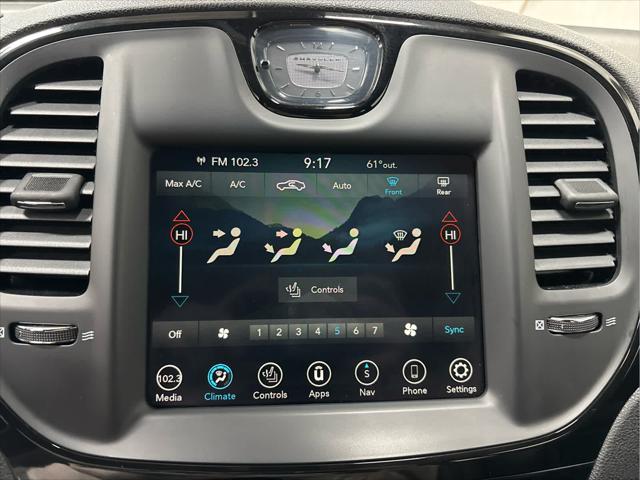 Used 2023 Chrysler 300 For Sale in Wilmington, OH