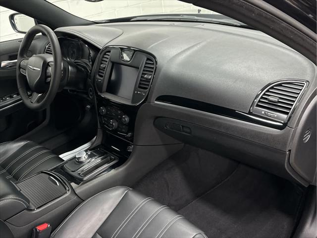 Used 2023 Chrysler 300 For Sale in Wilmington, OH