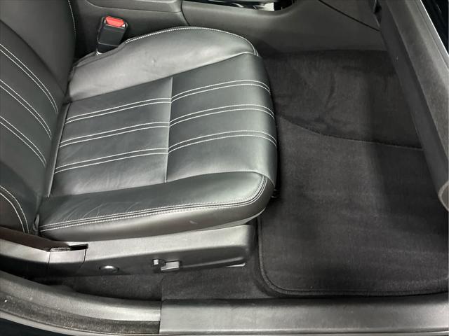 Used 2023 Chrysler 300 For Sale in Wilmington, OH