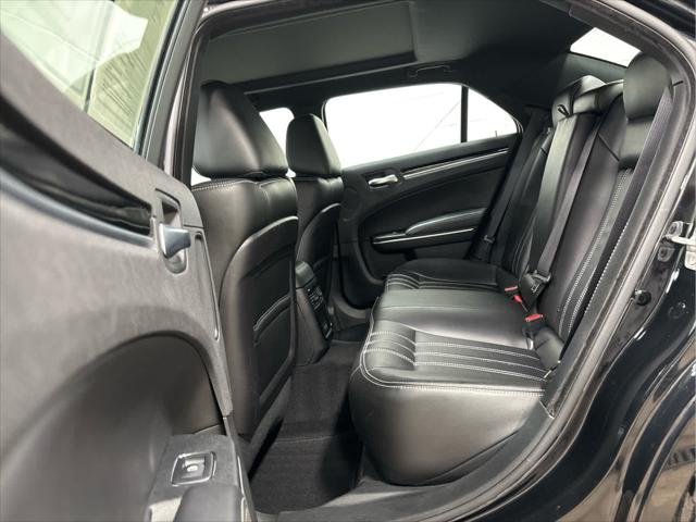 Used 2023 Chrysler 300 For Sale in Wilmington, OH