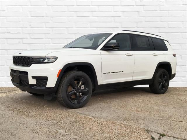 2025 Jeep Grand Cherokee GRAND CHEROKEE L ALTITUDE 4X2