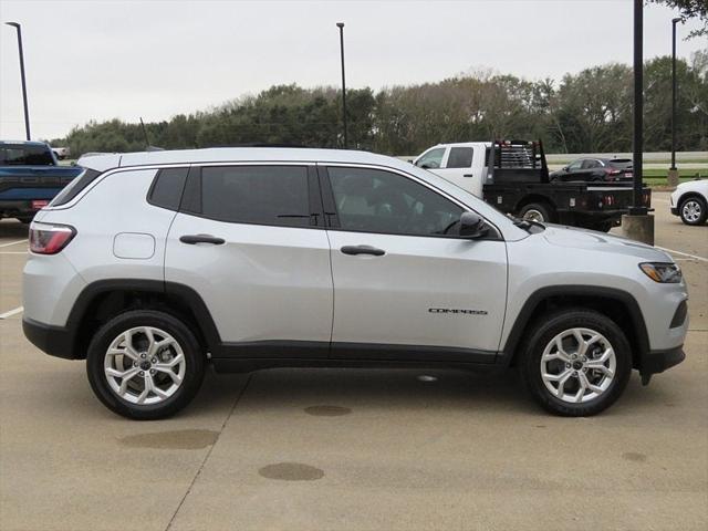 2025 Jeep Compass COMPASS SPORT 4X4