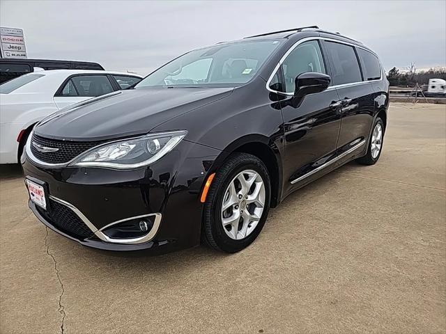 2017 Chrysler Pacifica Touring-L Plus