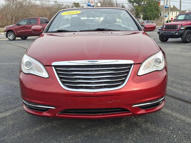 2013 Chrysler 200 Touring