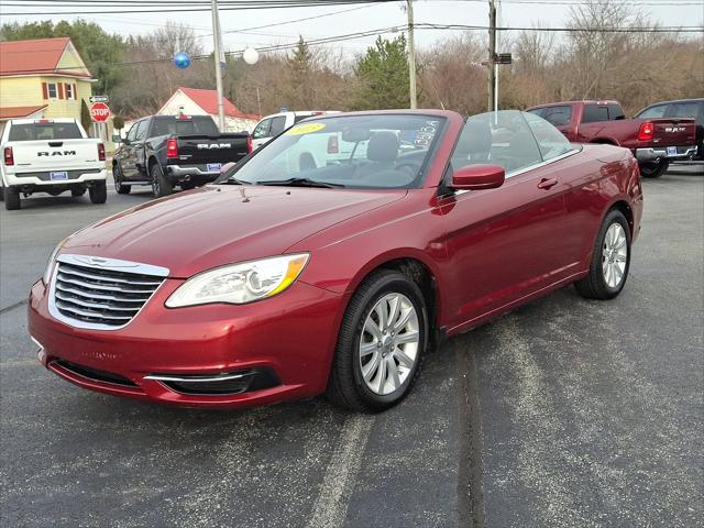 2013 Chrysler 200 Touring