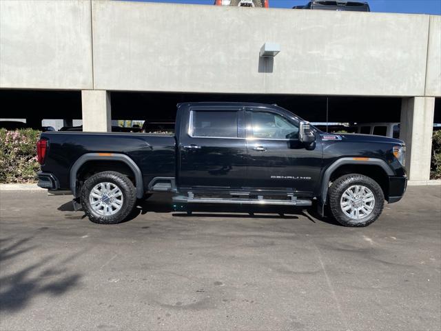 2020 GMC Sierra 2500HD 4WD Crew Cab Standard Bed Denali