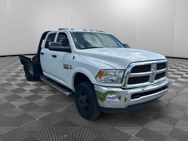 2018 RAM 3500 Chassis Tradesman/SLT/Laramie