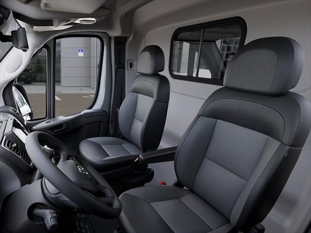 2025 Ram ProMaster Cargo Van SLT Low Roof 136" WB