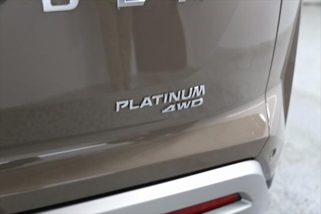 2025 Nissan Pathfinder Platinum 4WD
