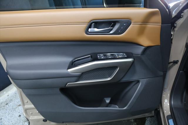 2025 Nissan Pathfinder Platinum 4WD