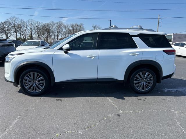 2025 Nissan Pathfinder SL FWD