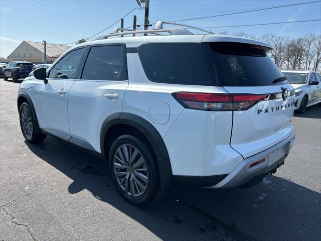 2025 Nissan Pathfinder SL FWD