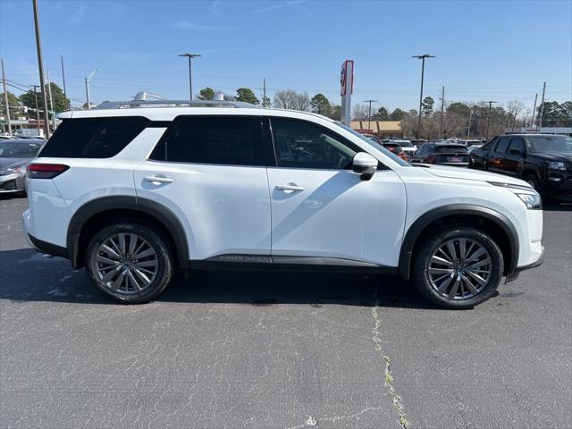 2025 Nissan Pathfinder SL FWD