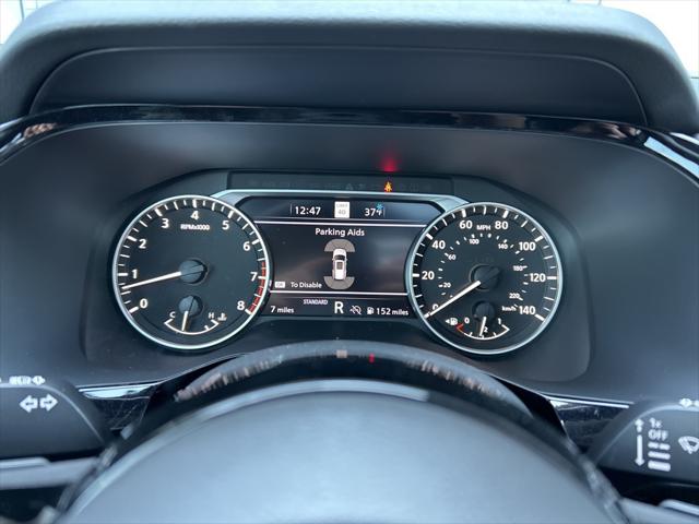 2025 Nissan Pathfinder SL FWD
