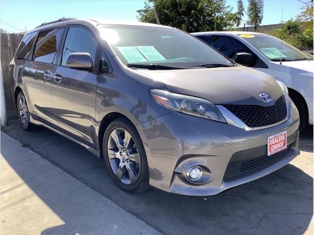 2015 Toyota Sienna SE Premium 8 Passenger