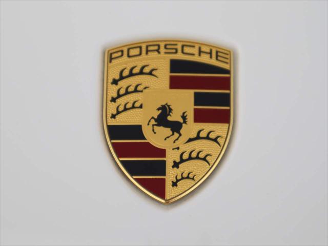 2024 Porsche Cayenne Unknown
