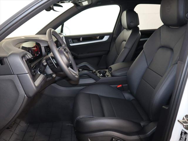 2024 Porsche Cayenne Unknown